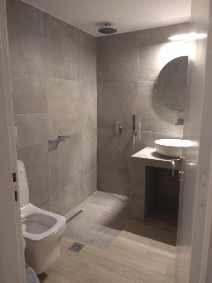 Ariadni Rooms & Apartments Ermoupoli Luaran gambar