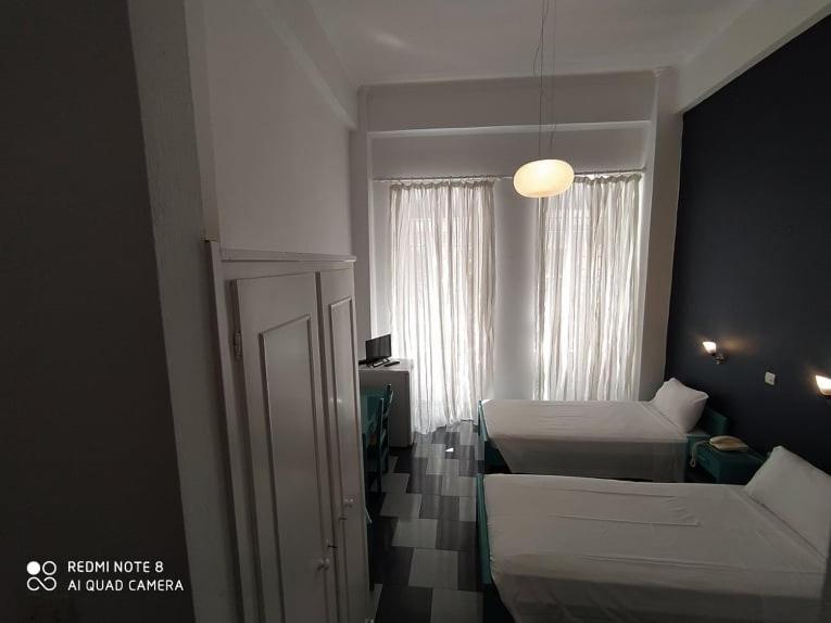 Ariadni Rooms & Apartments Ermoupoli Luaran gambar
