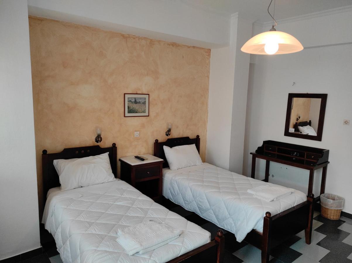 Ariadni Rooms & Apartments Ermoupoli Luaran gambar