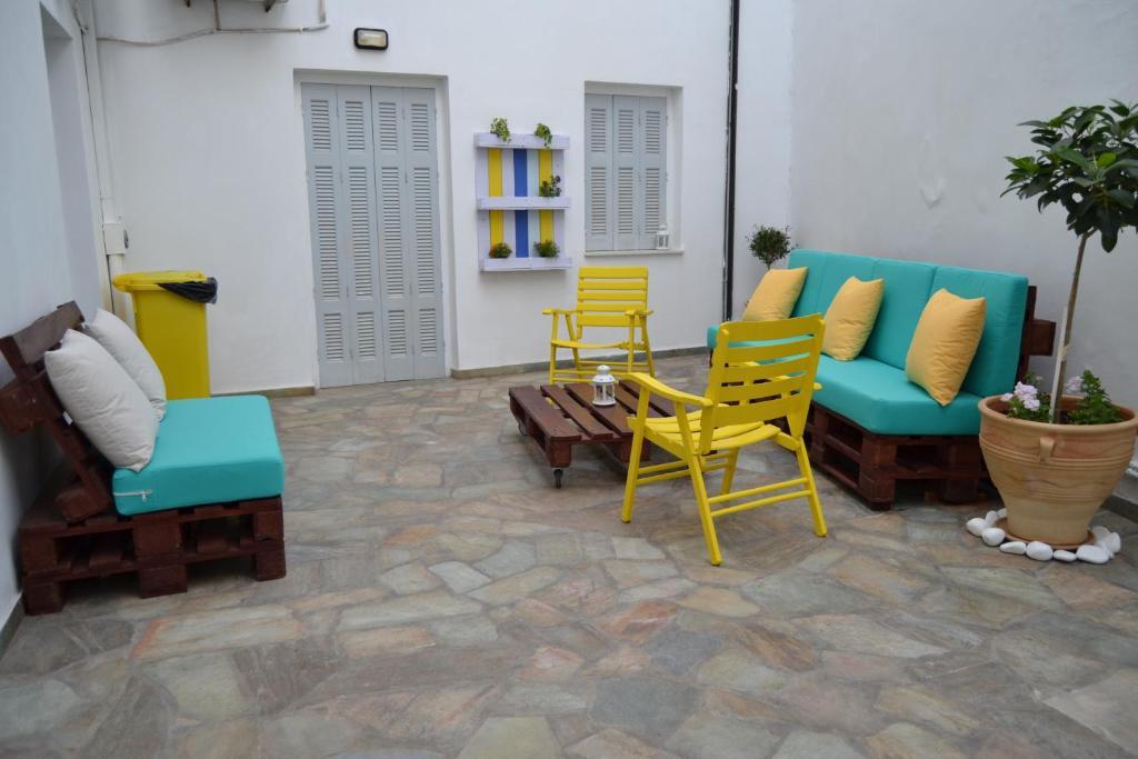 Ariadni Rooms & Apartments Ermoupoli Luaran gambar